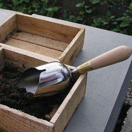 Sophie Conran Compost Scoop
