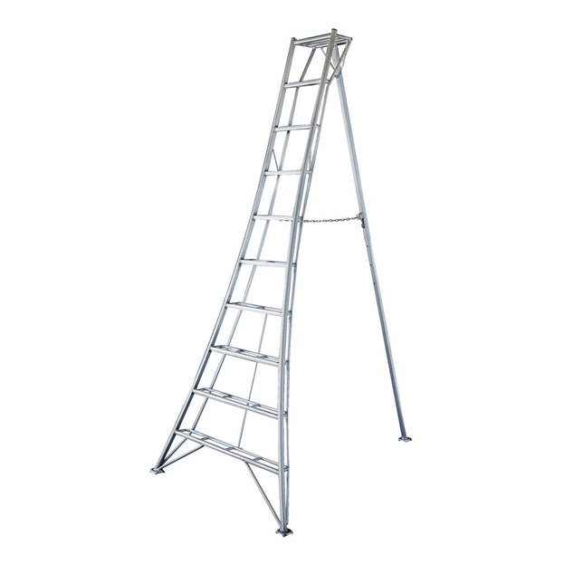 Niwaki Tripod Ladders (4649193504828)