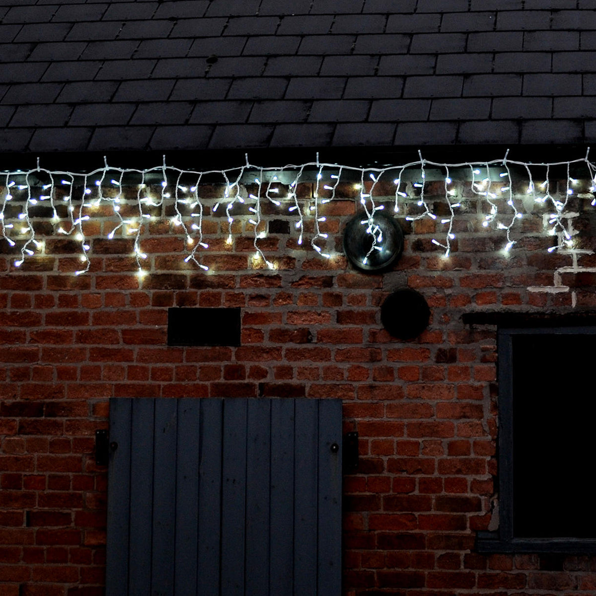 Buy Connectable Outdoor Icicle Lights 180 White LED — The Worm that