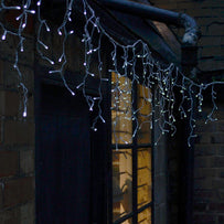 Outdoor Hanging LED Icicle Lights (4649118105660)