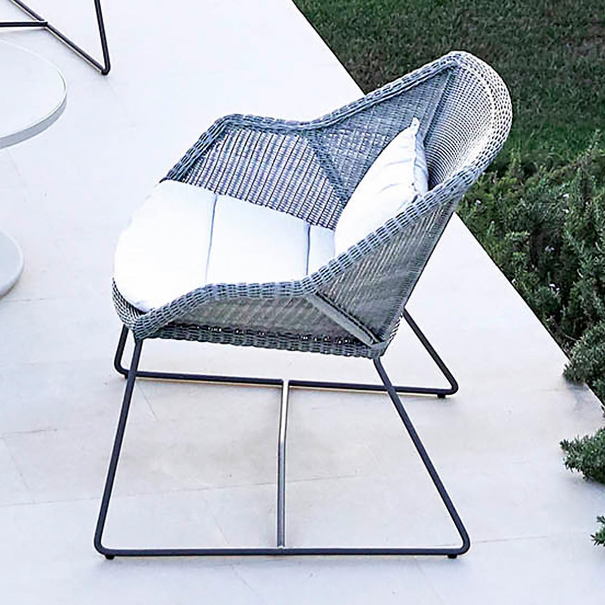 Buy Breeze Lounge Chairs — The Worm that Turned revitalising