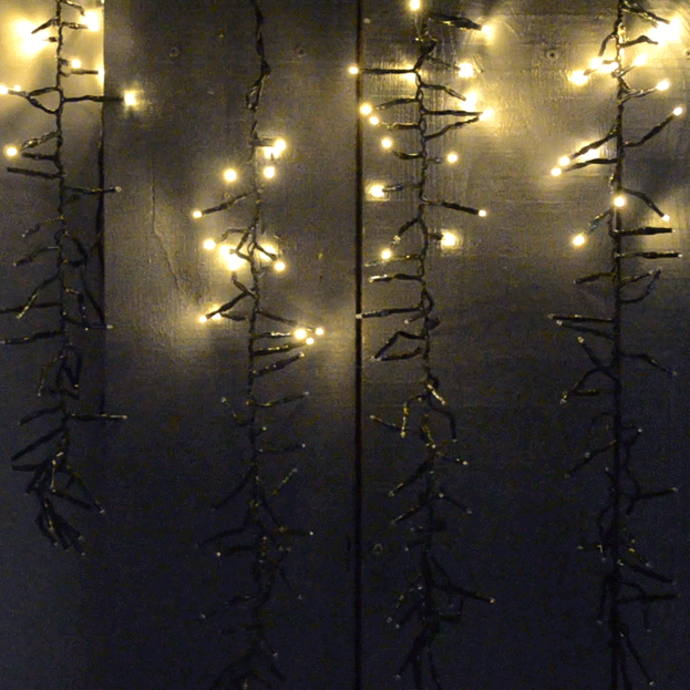 Snowing LED Cascade Cluster String Lights (4653166002236)