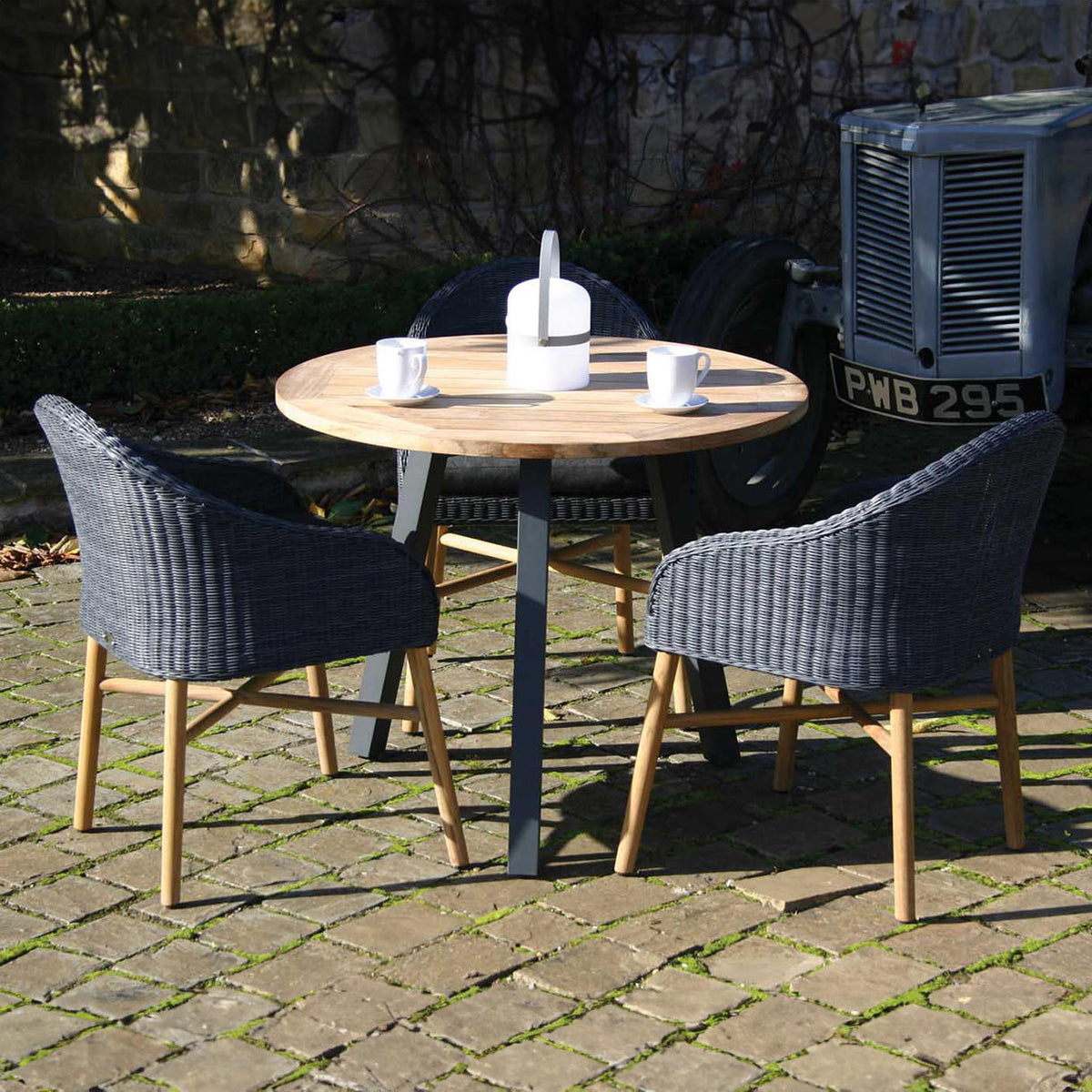 Buy Harris Outdoor Dining Chairs — The Worm that Turned