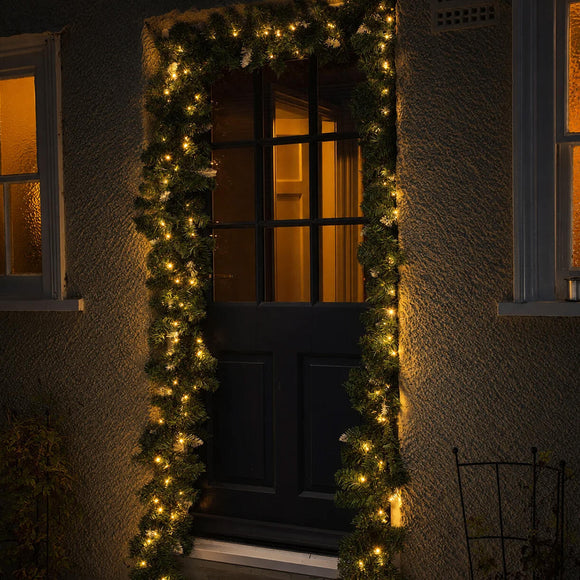 Frosted Pre-Lit Door Garland – 5m Battery Operated