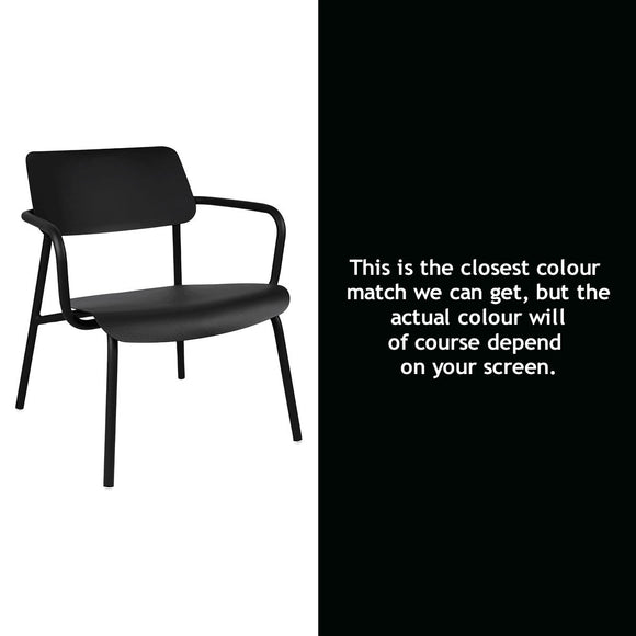 Studie Stacking Outdoor Lounge Chair