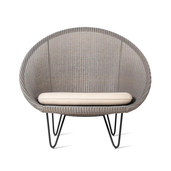 Joe Indoor Cocoon Chair with Black Legs