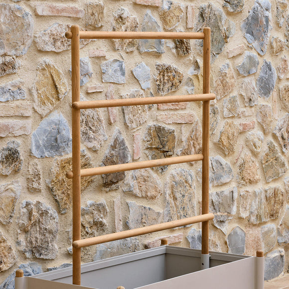 Sticks Planter Teak Espalier