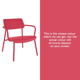 Studie Stacking Outdoor Lounge Chair
