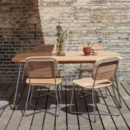 Lilium Dining Table