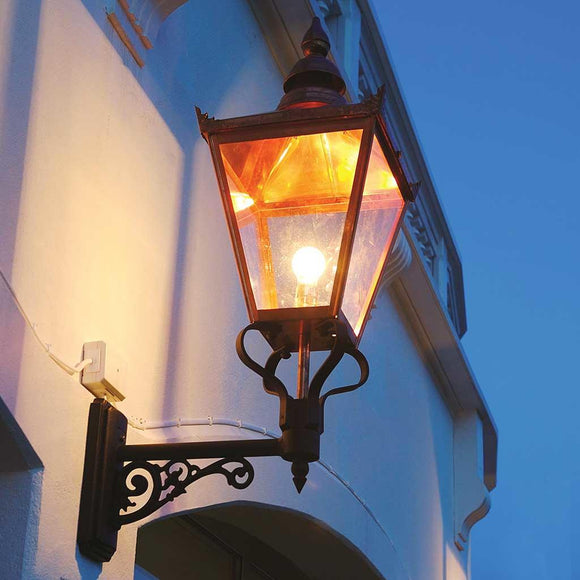 Chelsea Grande Outdoor Up Wall Lantern (4649044181052)