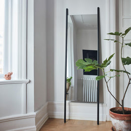 Georg Hall Mirror