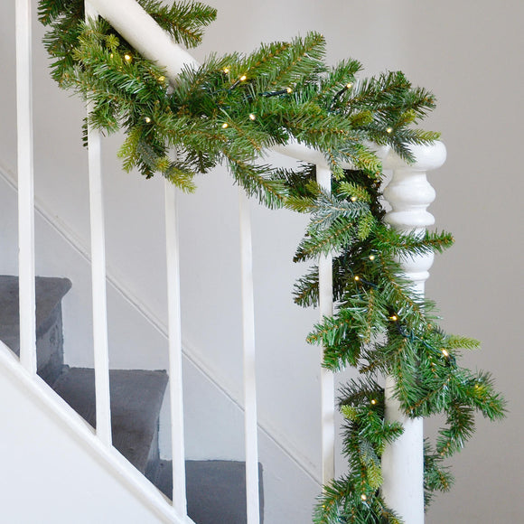 Saint Moritz Pine 50 LED Battery Lit Garland (4650124509244)