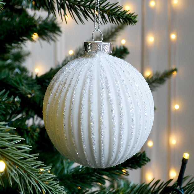 White Ribbed Bauble (4651161780284)