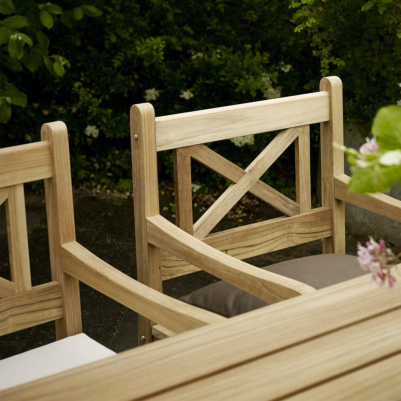 /products/skagen-chair