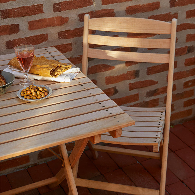 /products/selandia-folding-dining-chairs